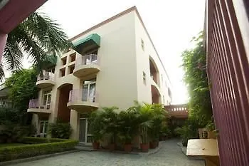 Oyo Premium Iffco Metro Hotel Gurgaon